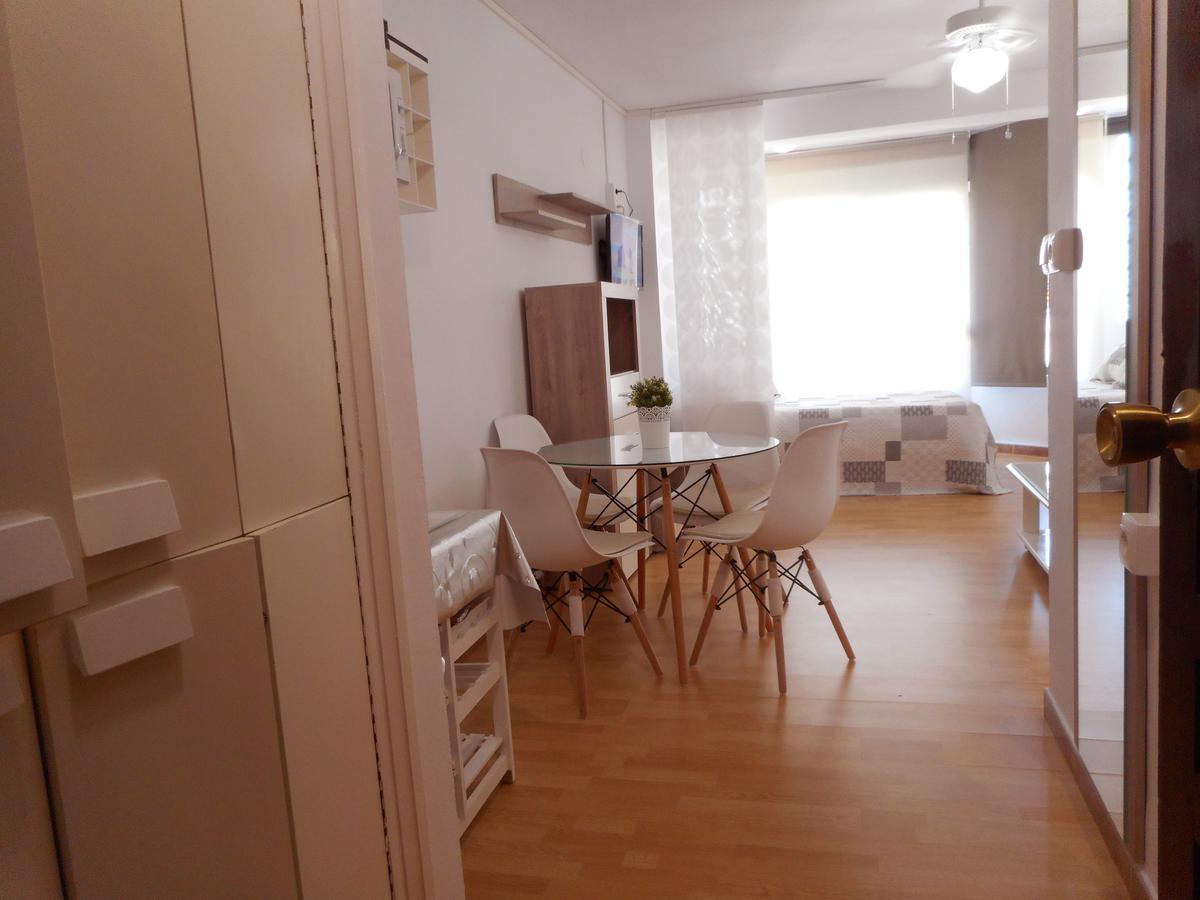 Apartament A&N Estudio Plaza Torre Del Mar Zewnętrze zdjęcie